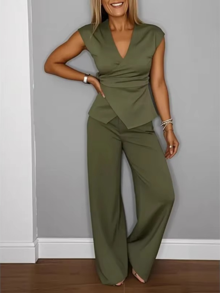 Olivia | Elegant damset: V-ringad topp och byxor
