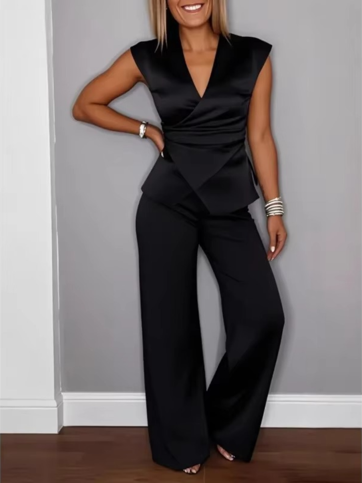 Olivia | Elegant damset: V-ringad topp och byxor