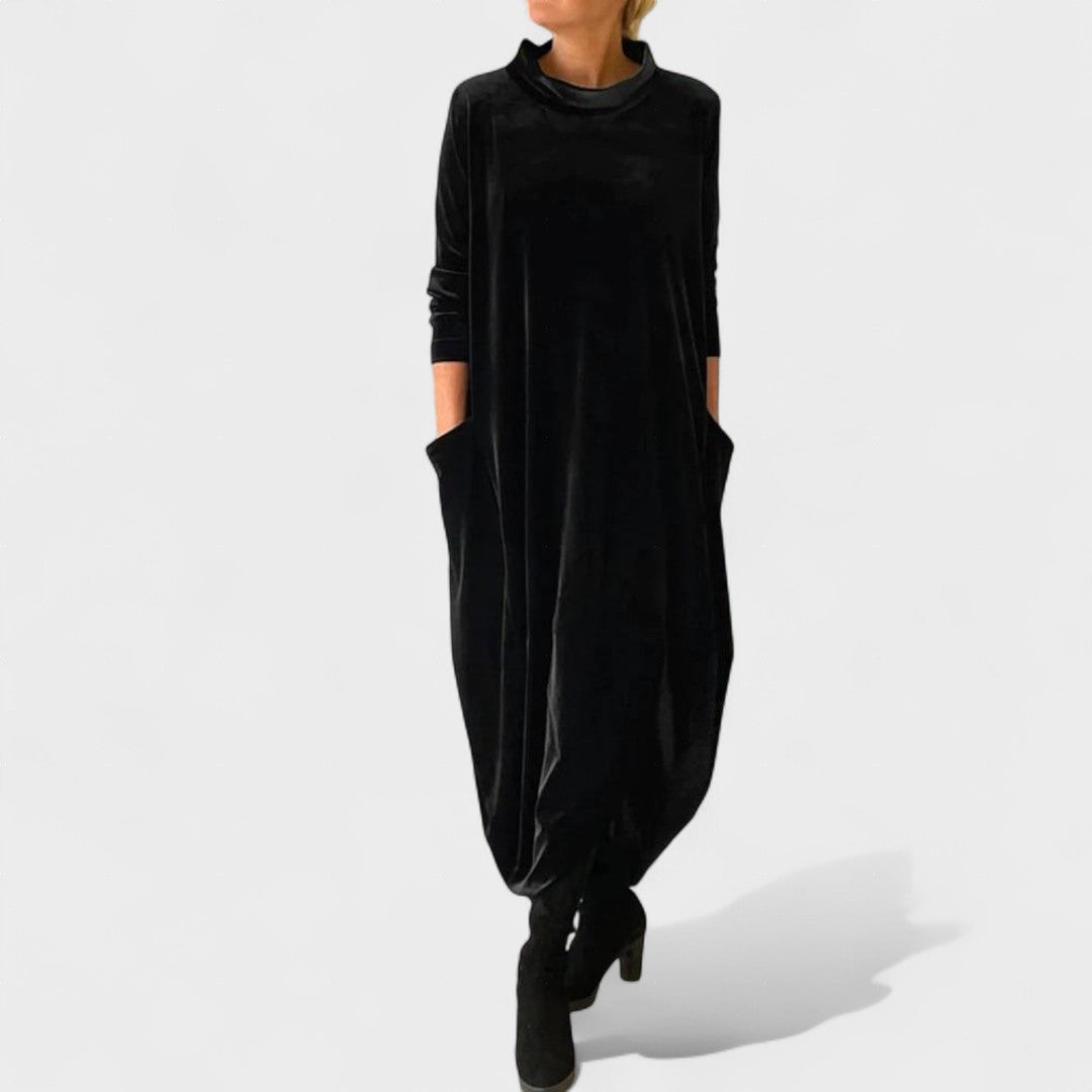 Saskia | Elegant sammetsklänning med fickor